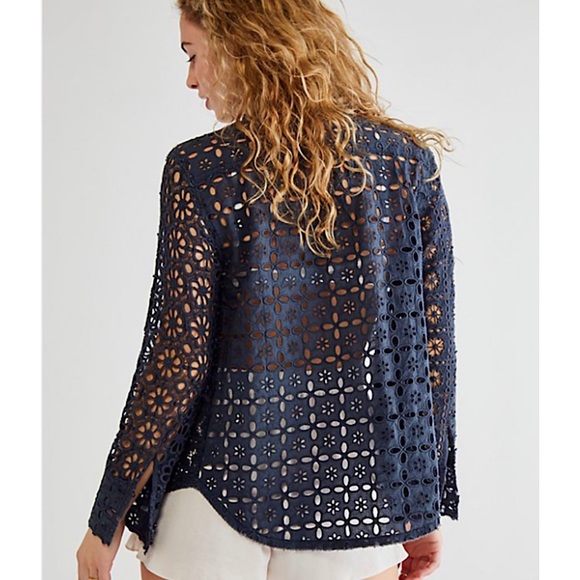 Free People FP One Yesenia Shacket in Black. Size XS. NWOT - Picture 4 of 11